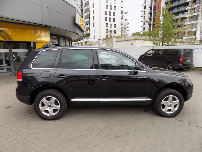 Volkswagen Touareg (2006) 2.5 TDI 1. majitel 165 000Km ! - fotka 8 z 13