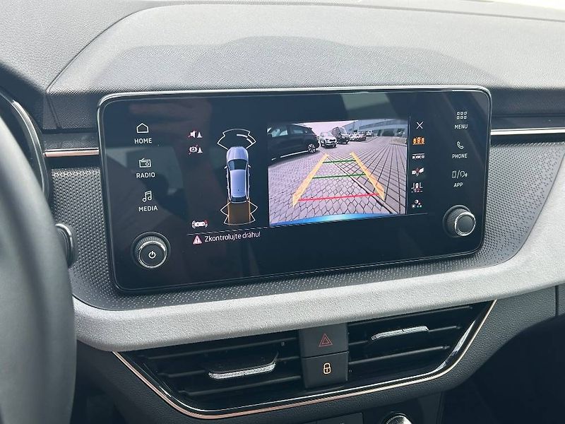 Škoda Scala Top Selection 7DSG 1,0TSI - fotka 17 z 24