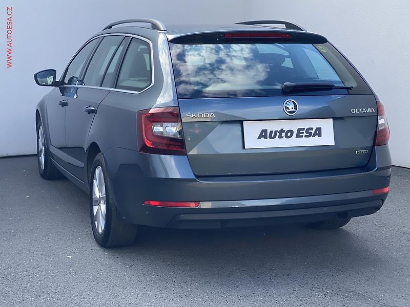 Škoda Octavia (2018) 1.4 G-TEC, Style, park.čidla - fotka 6 z 16