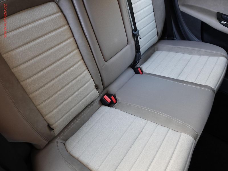 Fiat Tipo (2016) 1.4i, AC, tempo, park.asist - fotka 12 z 20