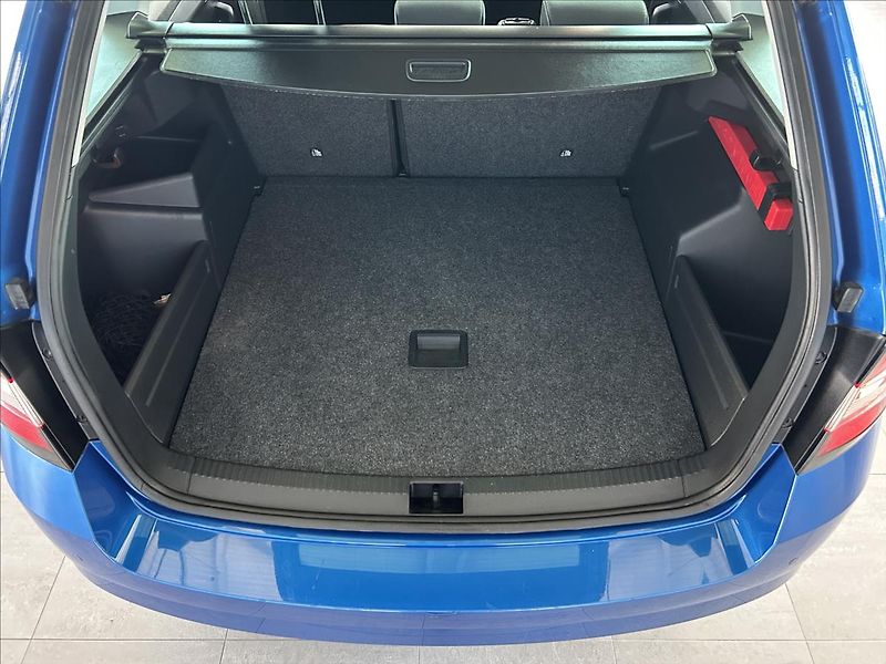 Škoda Fabia 1,2   TSI,JOY,SERVISKA,1.MAJ - fotka 25 z 26