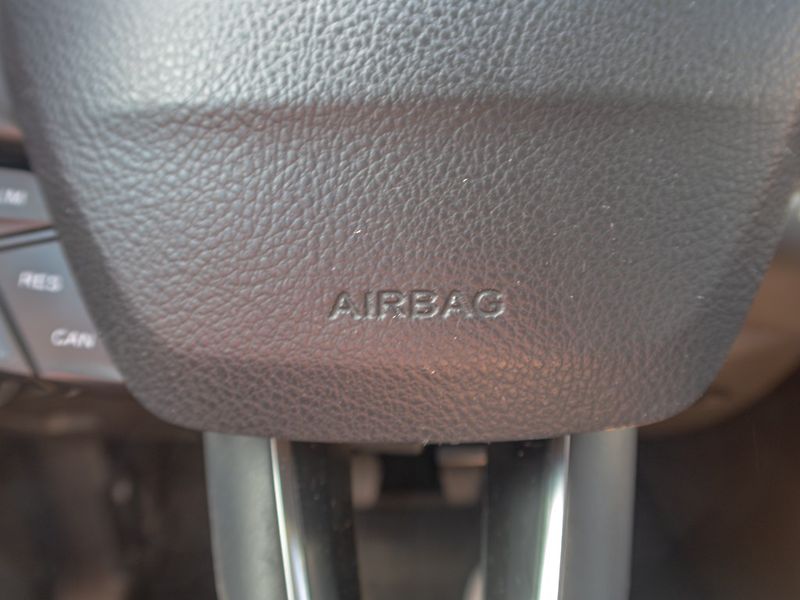 Ford Focus (2015) ČR 1.6D 85KW – PO ROZVODECH - fotka 26 z 43