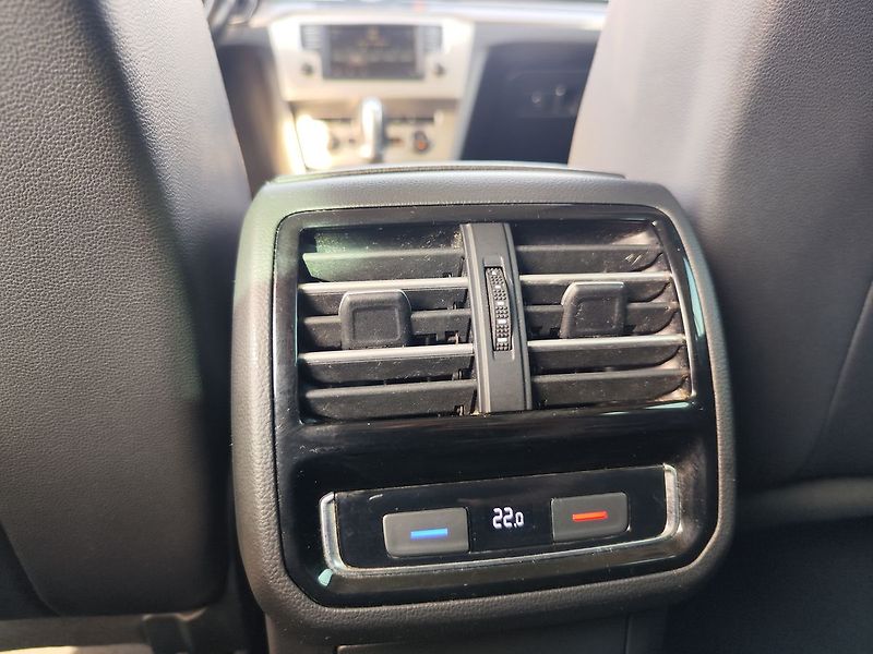 Volkswagen Passat 2.0 Bi-TDI/176kW Alltrack DSG - fotka 15 z 32