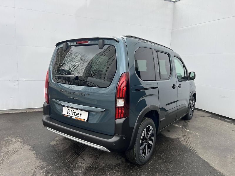 Peugeot Rifter (2026) GT S&S EAT8 1,5 BlueHDi - fotka 3 z 8