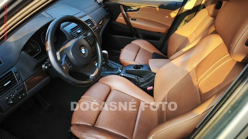 BMW X3 (2008) 2.0 D xD, ČR, servis.kniha - fotka 3 z 3