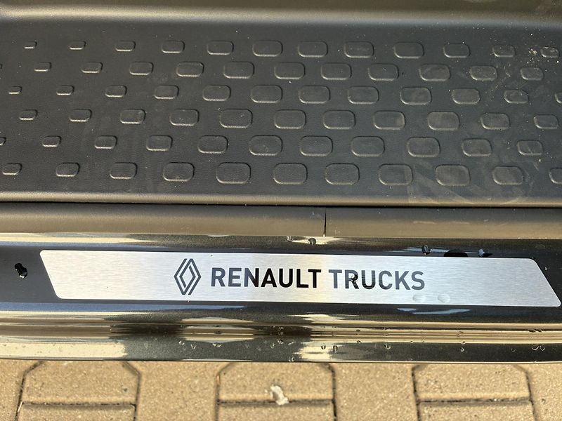 Renault Trafic VAN CREW ULTIMATE - fotka 29 z 29