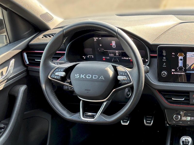 Škoda Scala (2025) Monte Carlo 1.0 TSI 85 kW - fotka 25 z 32