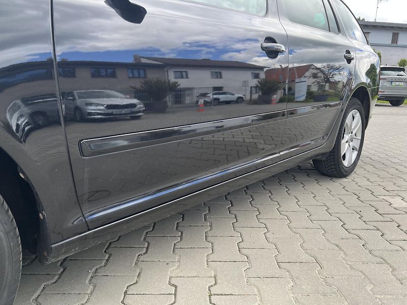Škoda Octavia 1,2TSi DSG combi Autoklima - fotka 23 z 43