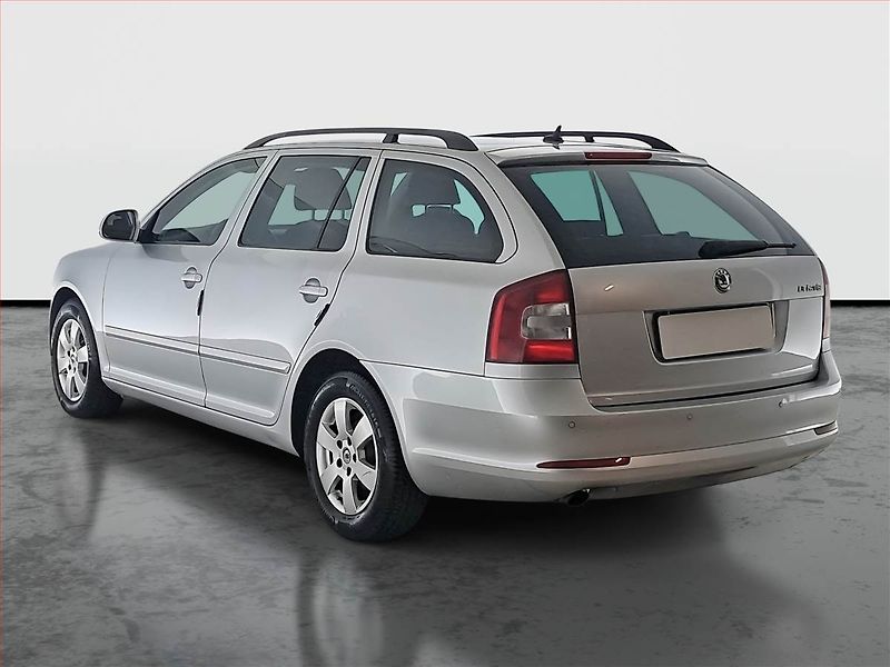 Škoda Octavia (2012) Elegance 1.6 TDI, po STK - fotka 4 z 17