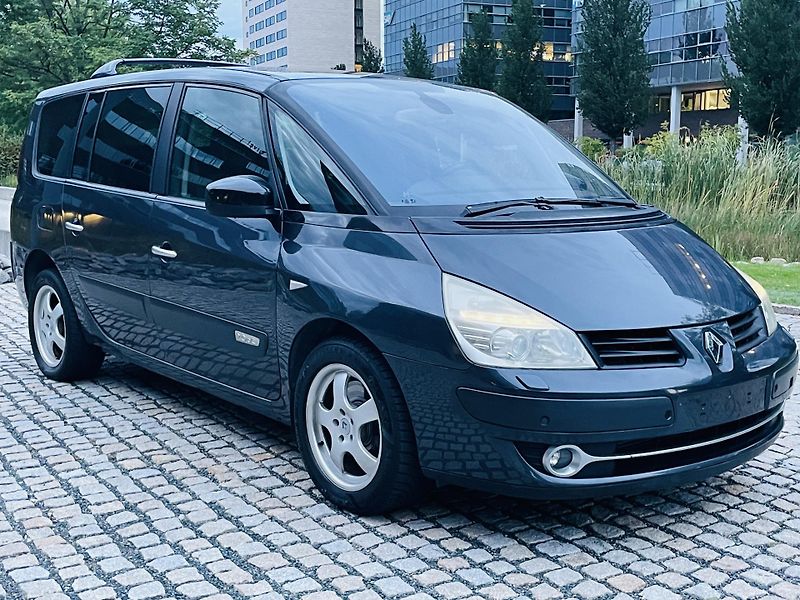 Renault Grand Espace 2.0dCi MANUÁL VÝHŘEV SENZORY - fotka 9 z 38