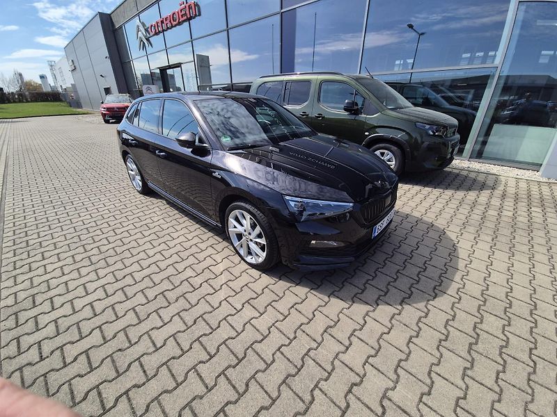 Škoda Scala (2023) 1.5 TSI MONTE CARLO MAN6  - fotka 9 z 35