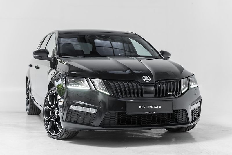 Škoda Octavia RS, rozvody*DSG*tažné - fotka 1 z 38