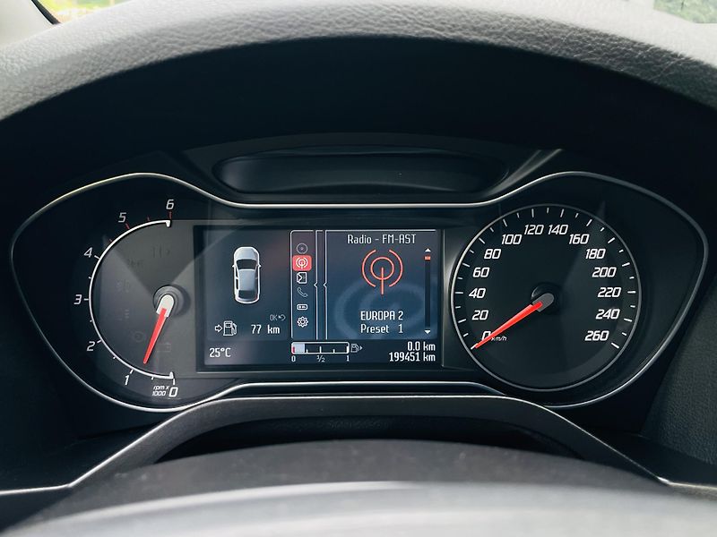 Ford S-MAX 2.0TDCi MANUÁL SENZORY VÝHŘEV - fotka 43 z 44