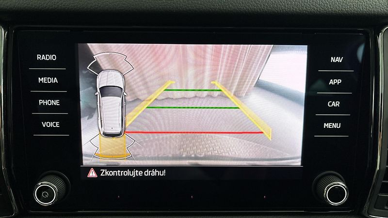 Škoda Kodiaq 2.0 TDI DSG 4x4 Style - fotka 12 z 32