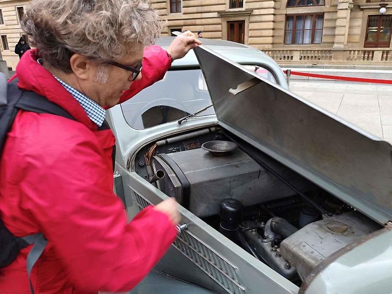 Automobil Z-5 Express ze sbírek Národního technického muzea, jímž jezdil nacisty popravený protektorátní premiér generál Alois Eliáš.