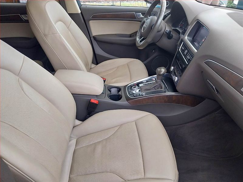 Audi Q5 (2016) S line 2.0 TDI, 4X4, Automat - fotka 9 z 19