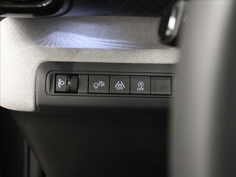 Citroën C3 Aircross 1,2 Turbo 100k PLUS 26tkm. - fotka 17 z 21
