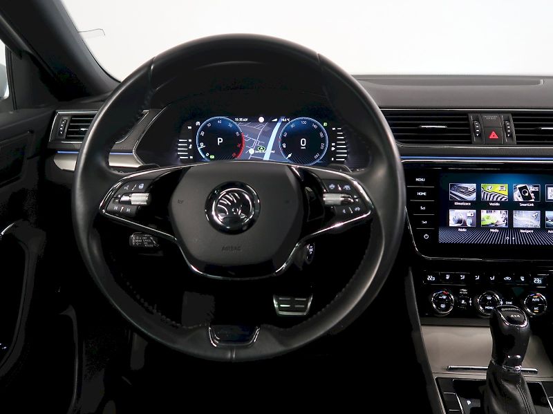 Škoda Superb (2023) L&K 2.0TSI 206KW 4x4 DSG TAŽNÉ - fotka 18 z 42