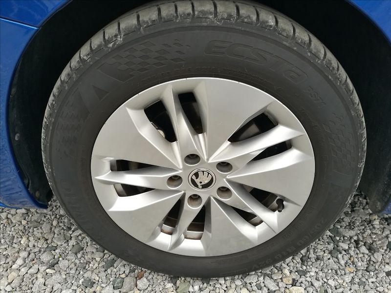 Škoda Octavia 2,0 TDI DSG - fotka 20 z 22