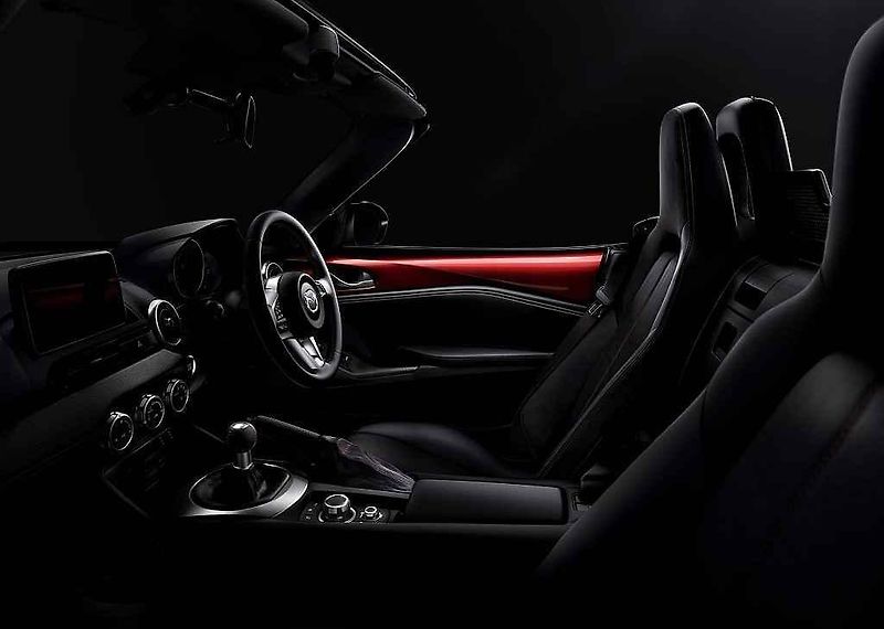Mazda MX-5.