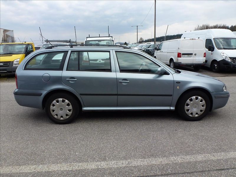 Škoda Octavia 1,9 TDI 81KW Tažné zařízení - fotka 6 z 42