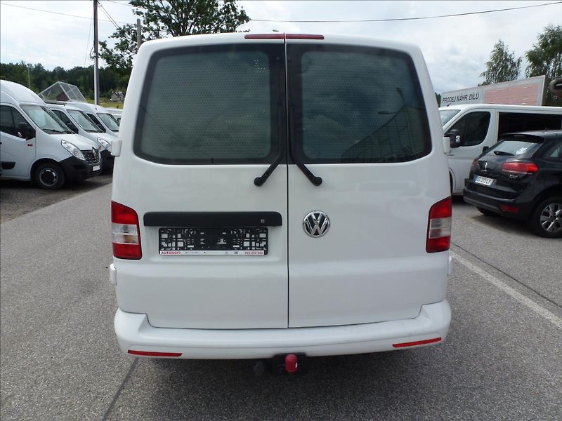 Volkswagen Transporter 2,0 TDI Long L2 Klima 6 míst - fotka 12 z 44