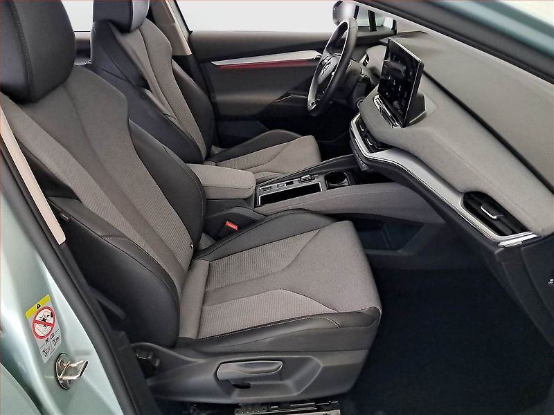 Škoda Enyaq (2023) iV 80 (82 kWh), SoH 97% - fotka 9 z 29