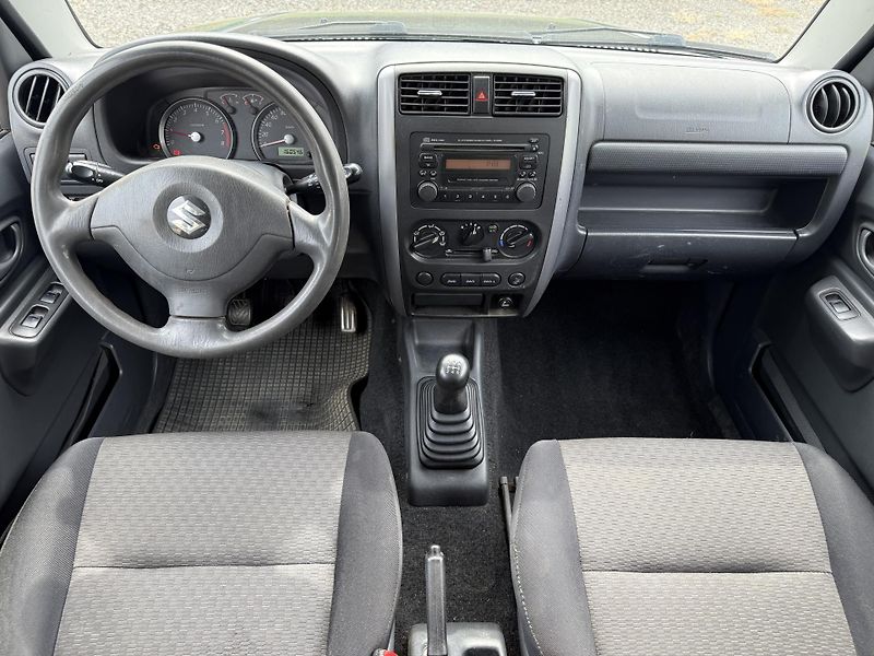 Suzuki Jimny 1,3i 4x4 TAŽNÉ - fotka 9 z 15