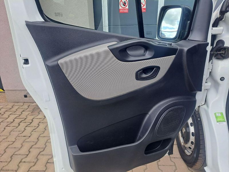 Renault Trafic (2018) 1.6 DCI L2H1 Comfort, ZÁRUKA - fotka 16 z 29