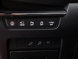 Mazda 3 2,0 Skyactiv-X180 GT Plus Bose - náhled 16