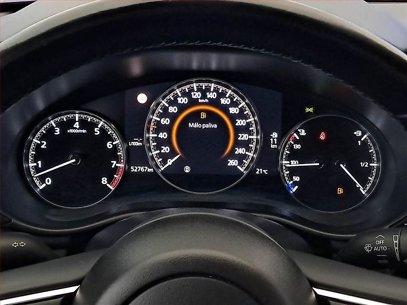 Mazda 3 (2023) Plus 2.0 Skyactiv-G - fotka 11 z 20