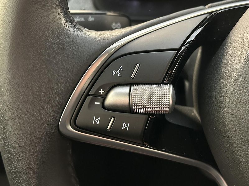Škoda Kamiq 1.0 TSI 130 let Premium - fotka 20 z 24