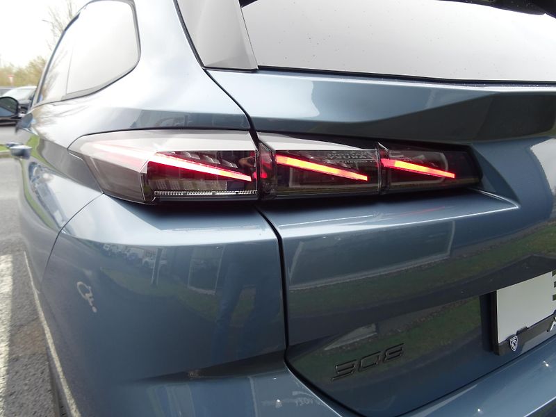 Peugeot 308 (2026) SW ALLURE BHDi 130k S&S EAT8 - fotka 44 z 47