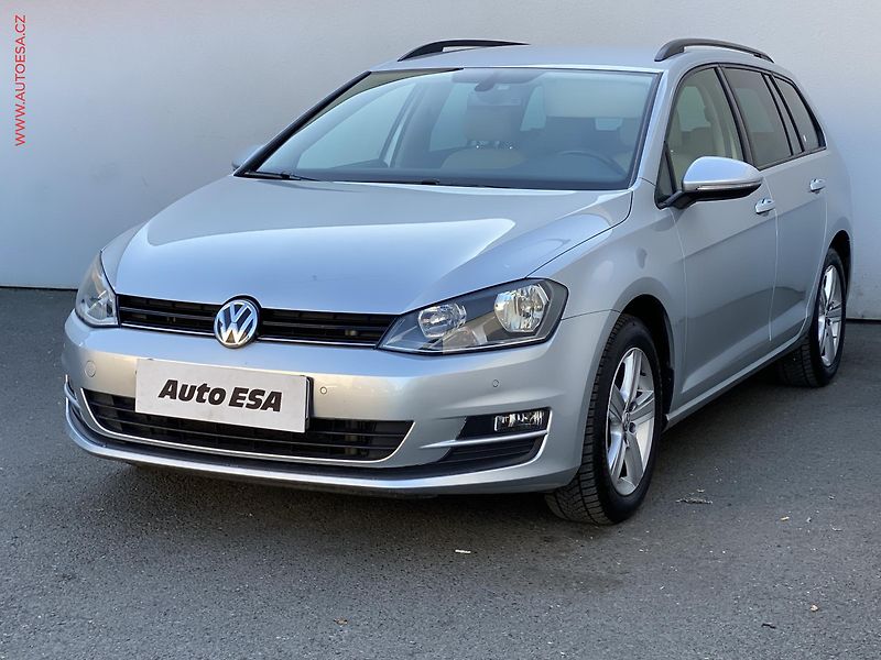 Volkswagen Golf (2015) 2.0 TDi, AAC, tempo - fotka 3 z 18