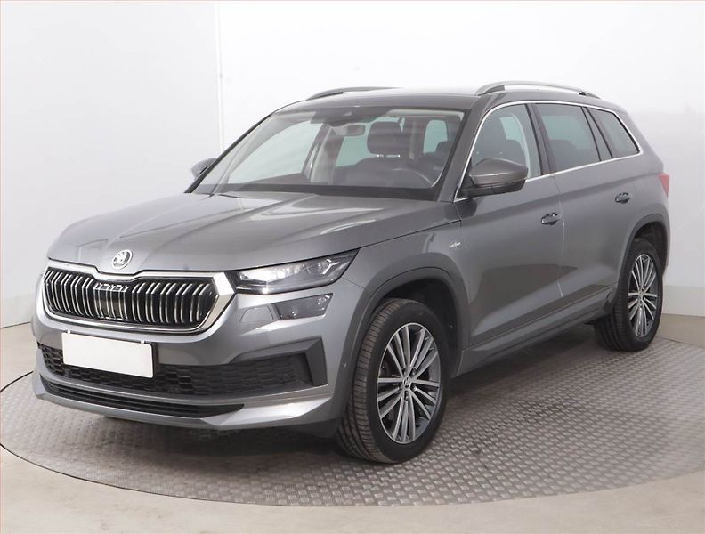 Škoda Kodiaq (2023) Laurin&Klement 2.0 TDI - fotka 2 z 17