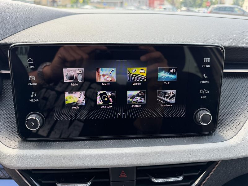 Škoda Scala 1,0 TSi/85kW Selection - fotka 20 z 75
