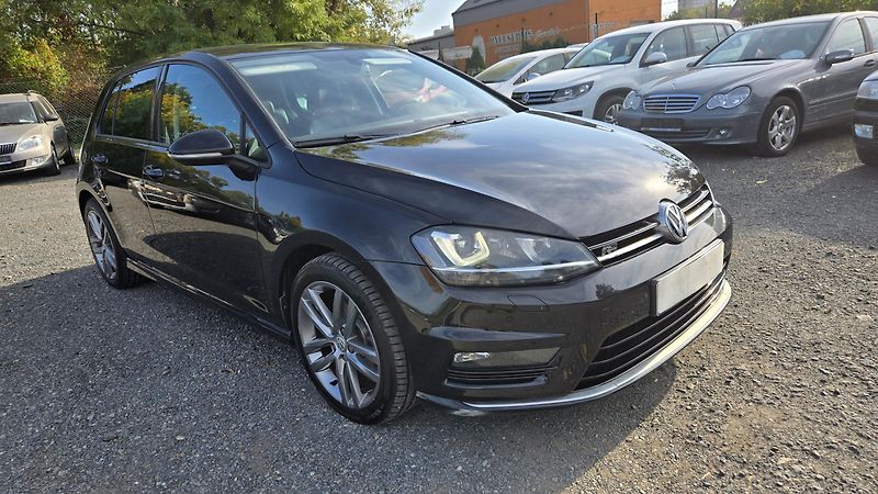 Volkswagen Golf 1.6TDI  DSG COMFORT 77KW - fotka 5 z 44