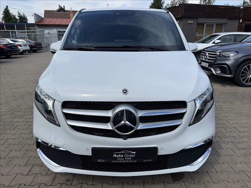 Mercedes-Benz Třídy V 300d L 4MATIC - fotka 2 z 28
