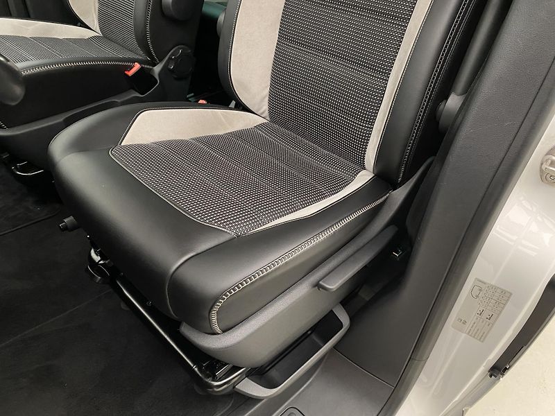 Volkswagen Multivan PANAMERICANA 2.0TDI REZERVACE - fotka 22 z 45