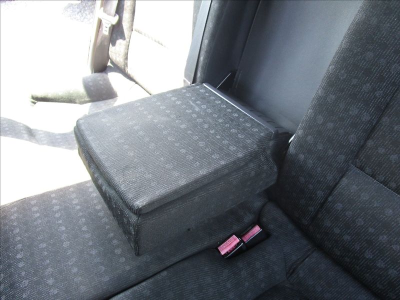Renault Laguna Grandtour 1.9dCi, aut Klima - fotka 29 z 40
