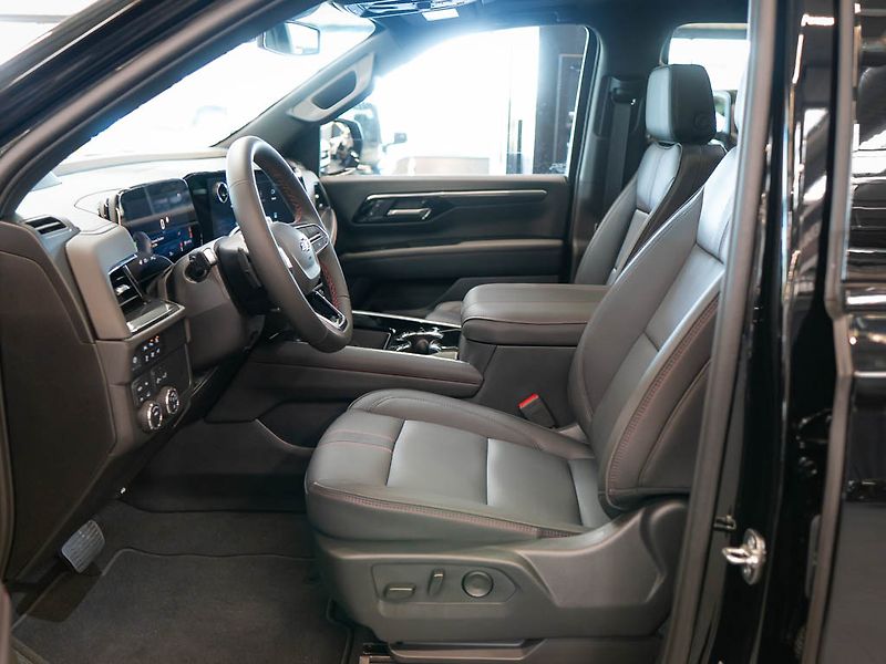 Chevrolet Tahoe (2025) 6.2 V8 4WD RST, 8 míst, Záruka - fotka 15 z 39