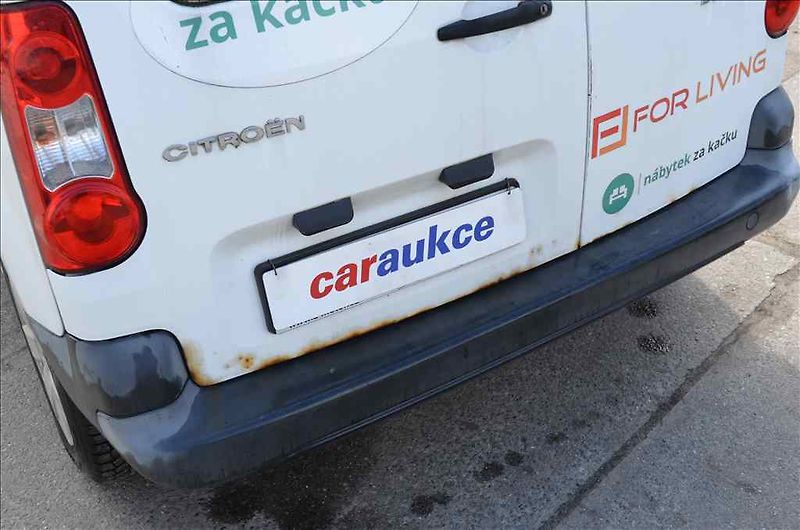 Citroën Berlingo (2010) 1,6 HDI - fotka 8 z 21