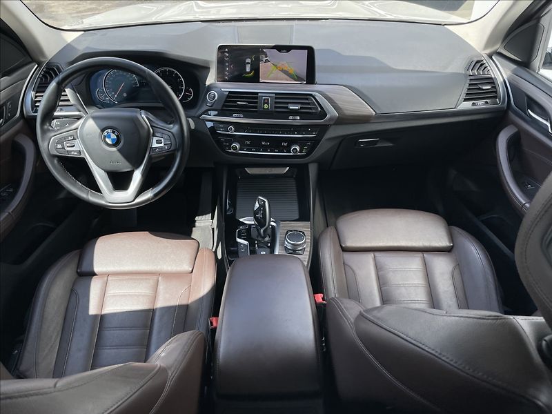 BMW X3 2,0 xDrive20i AT8 LED - fotka 6 z 22