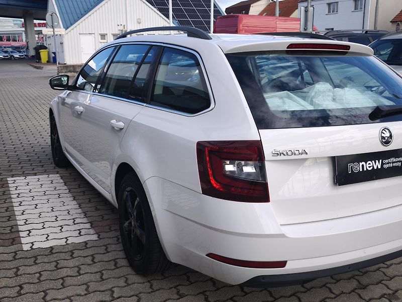 Škoda Octavia 2017 ČR 1.6 TDI 85kW STYLE - fotka 23 z 30