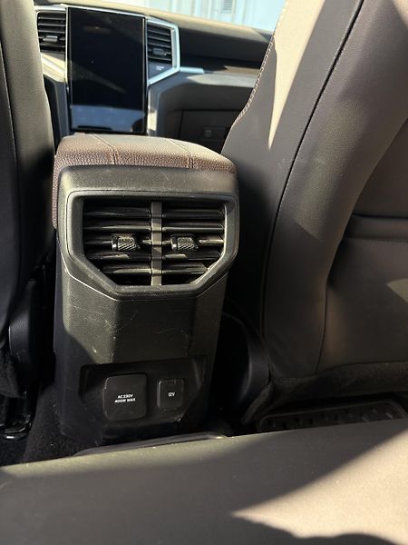 Volkswagen Amarok - fotka 22 z 27