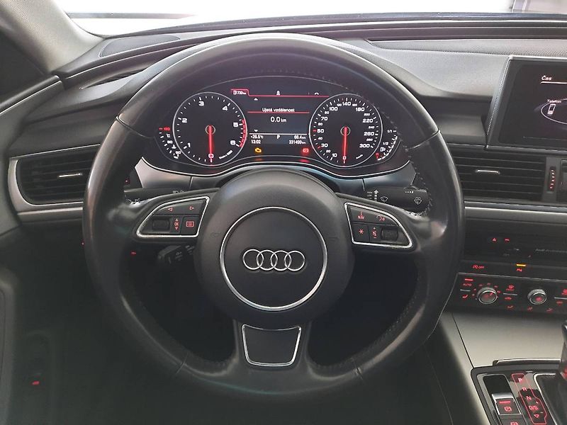 Audi A6 (2012) 3.0 TDI quattro (180kW/245k) S - fotka 10 z 23