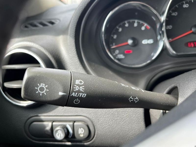 Pontiac G6 3.9V6-GTP/2006/AT.179KW - fotka 37 z 67