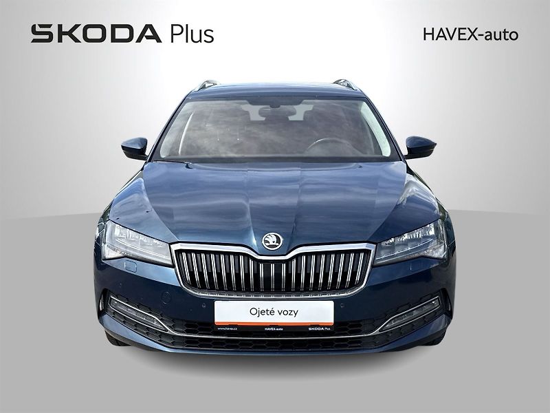 Škoda Superb (2022) Combi 2.0 TDI DSG Style - fotka 4 z 33
