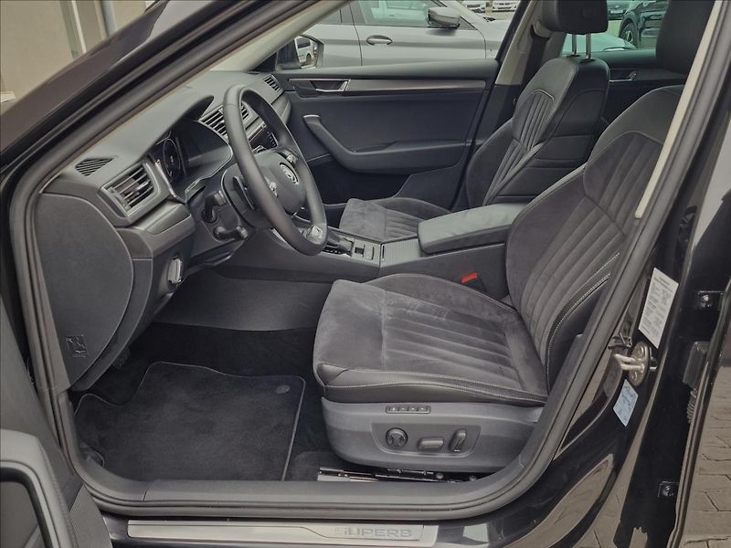 Škoda Superb 2.0TDI 147kW 4x4 DSG Style,ČR - fotka 19 z 50