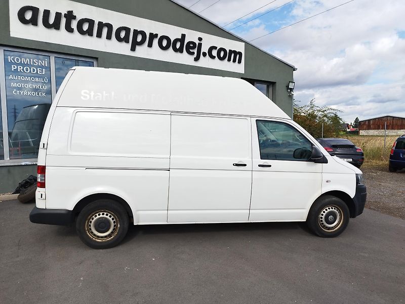 Volkswagen Transporter (2015) 2,0TDI,103KW,L2,H2,TAŽNÝ,SER.K - fotka 5 z 28